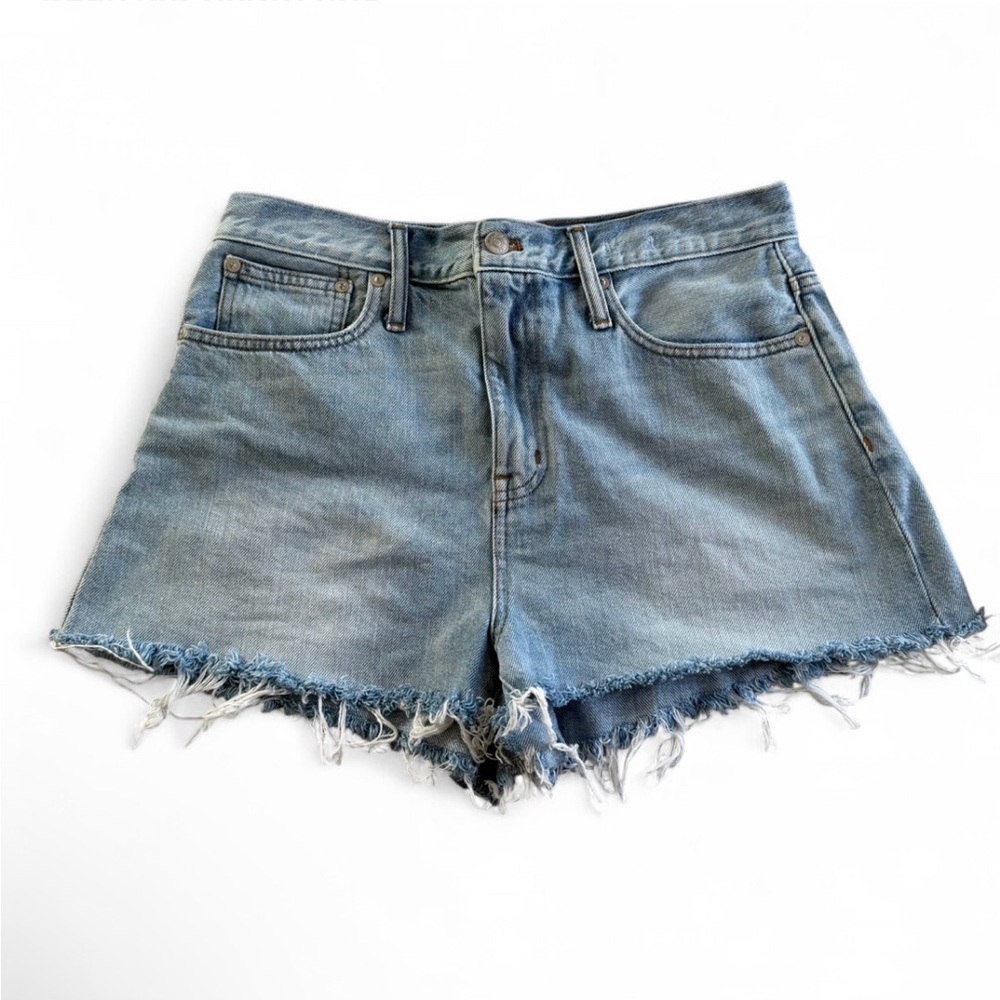 Madewell The Mom Jean Shorts Light Wash Blue Cotton Cut Off Size 30 Beach